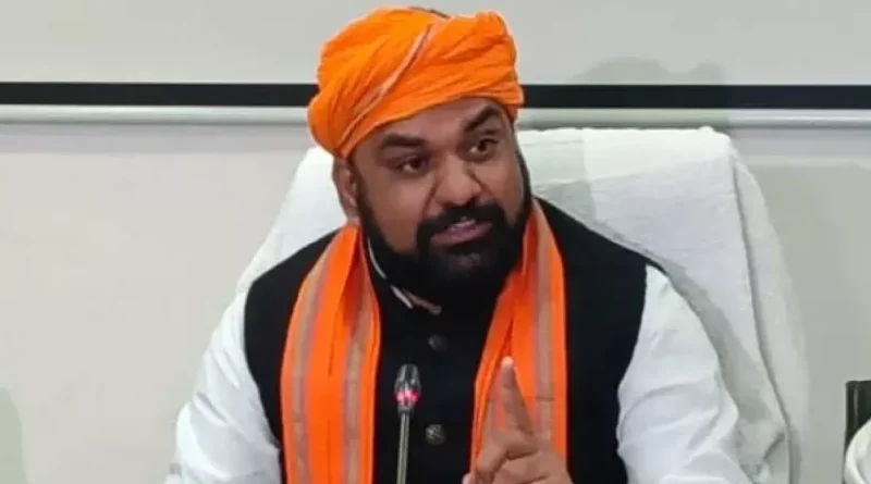 سمرت چودھری نے بکسر کے رام ریکھا گھاٹ پر ملٹی میڈیا سہولت کا افتتاح کیا۔
